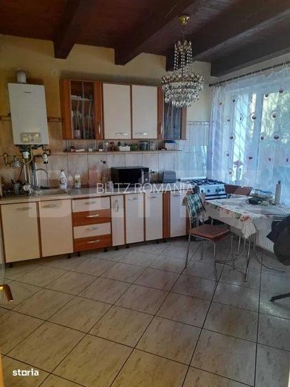 Casa de vanzare - 218 mp utili si 470 mp teren - Bardesti