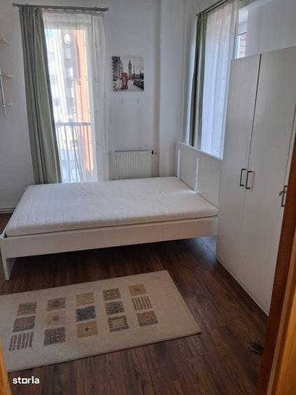 Apartament cu 4 camere semidecomandat în Zorilor
