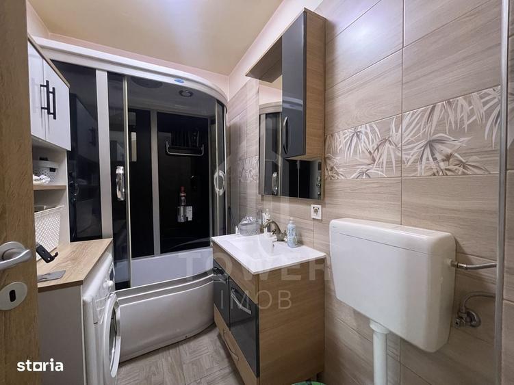 Apartament cu 3 camere decomandat în Turnișor