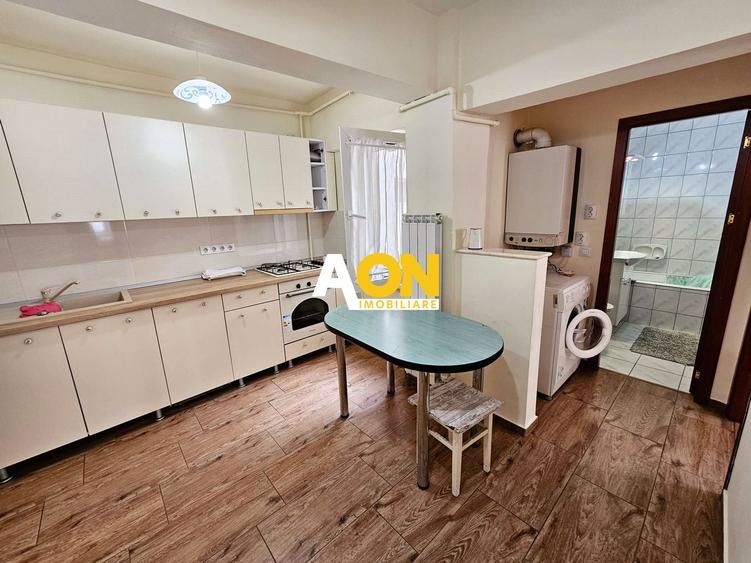 Apartament cu 3 camere decomandat, mobilat în Ampoi 1