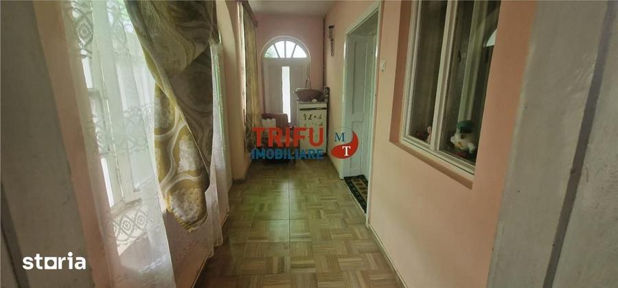 Casă cu 4 camere cu Teren 1504 Mp în Sântimbru
