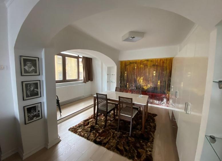 Apartament cu 3 camere decomandat, mobilat în Ultracentral