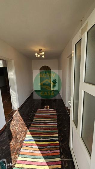 Casă cu 4 camere cu Teren 1200 Mp în Tămășeni