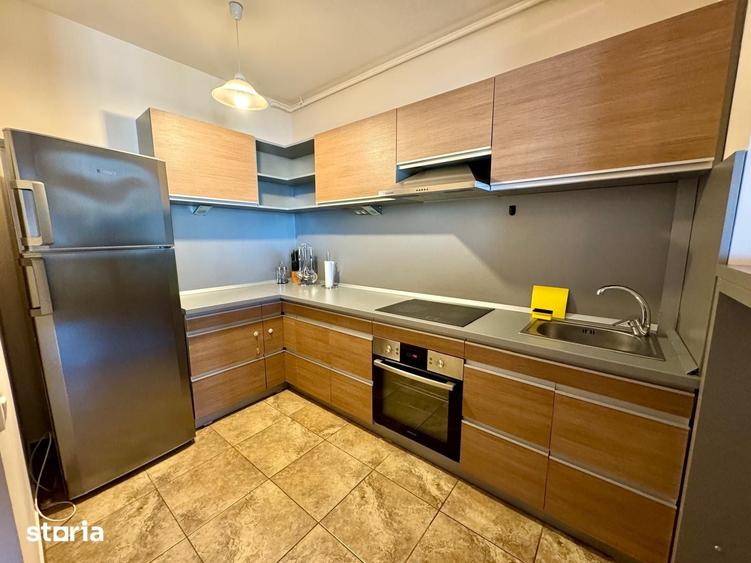 Apartament cu 3 camere decomandat în Funcționarilor