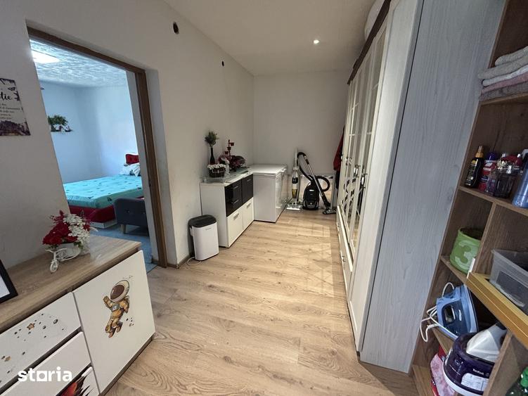 Vand casa din caramida, st.494 mp, sc.131 mp, cu 4 cam.2 bai, moderna - 13