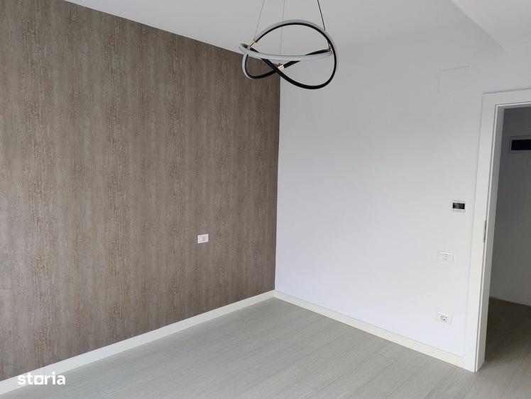 Casă cu 4 camere cu Teren 170 Mp în Brănești