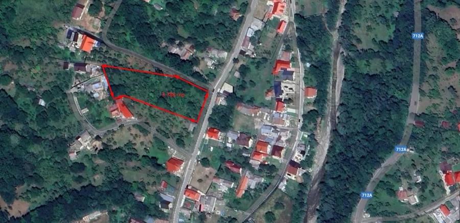 Teren de 3788 mp, în Costești