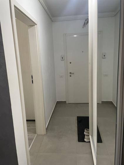 Apartament cu 2 camere semidecomandat în Dobroești