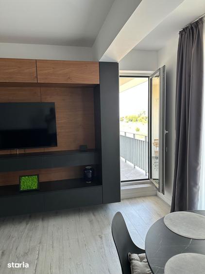 Apartament cu 2 camere decomandat în Tunari