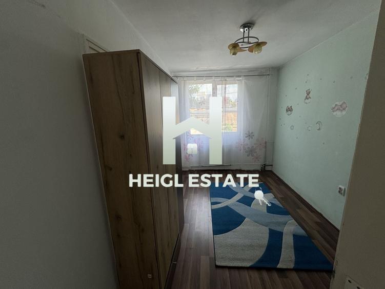 Apartament cu 3 camere decomandat, mobilat în Complex Studențesc