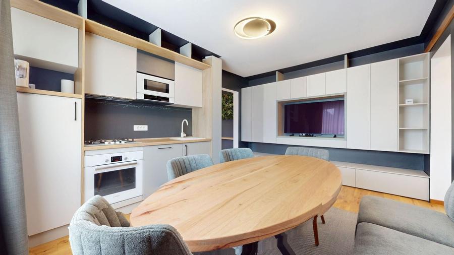 Apartament cu 3 camere semidecomandat, mobilat în Astra