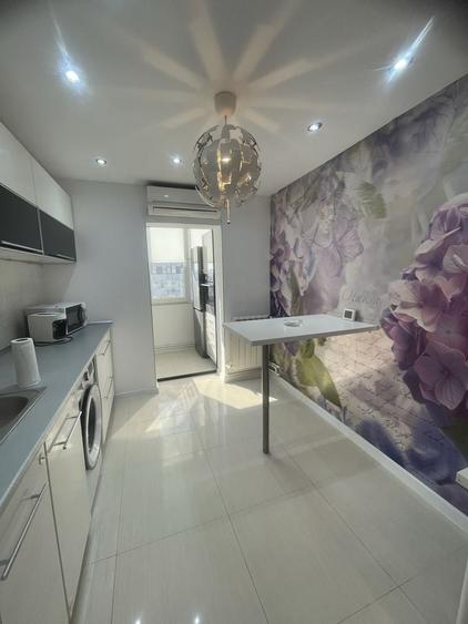 Apartament cu 2 camere decomandat în Inel I