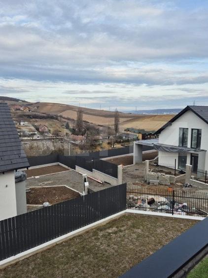 Casă cu 4 camere cu Teren 520 Mp în Sâncraiu de Mureș