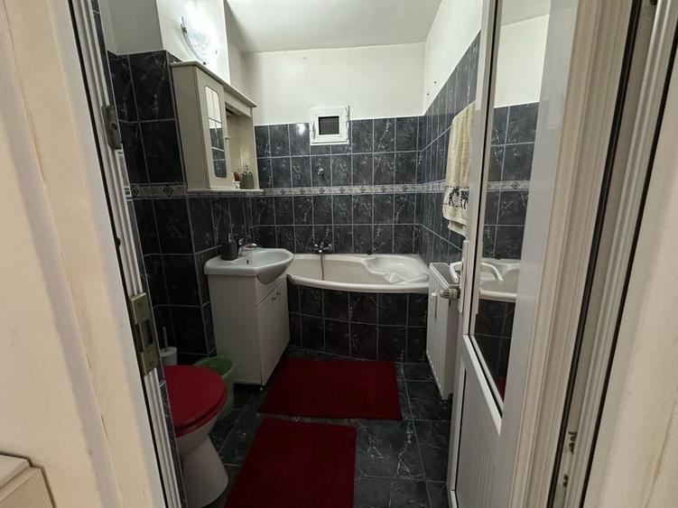 Apartament cu 2 camere semidecomandat în Micălaca