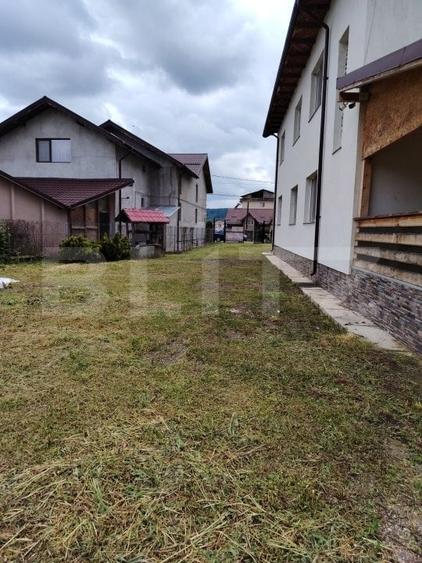 Casă individuală cu 8 camere cu Canalizare în Exterior Nord