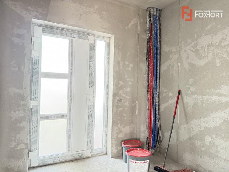 Duplex cu 4 camere cu Canalizare în Săcălaz
