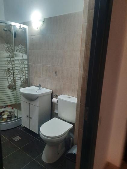 Apartament cu 2 camere decomandat în Florești