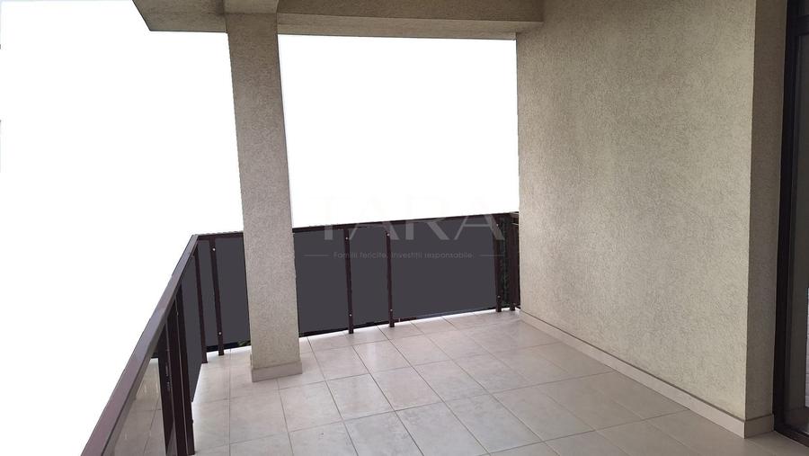 Apartament cu 3 camere semidecomandat, mobilat în Europa