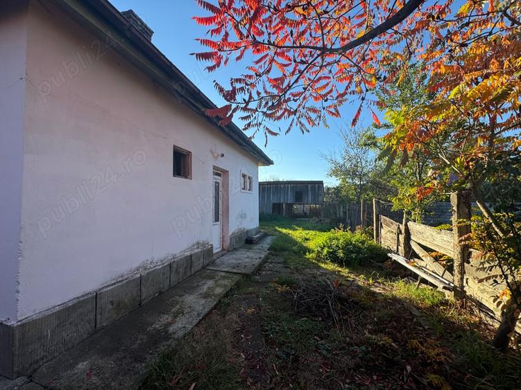 Casă cu 2 camere cu Teren 250 Mp în Central