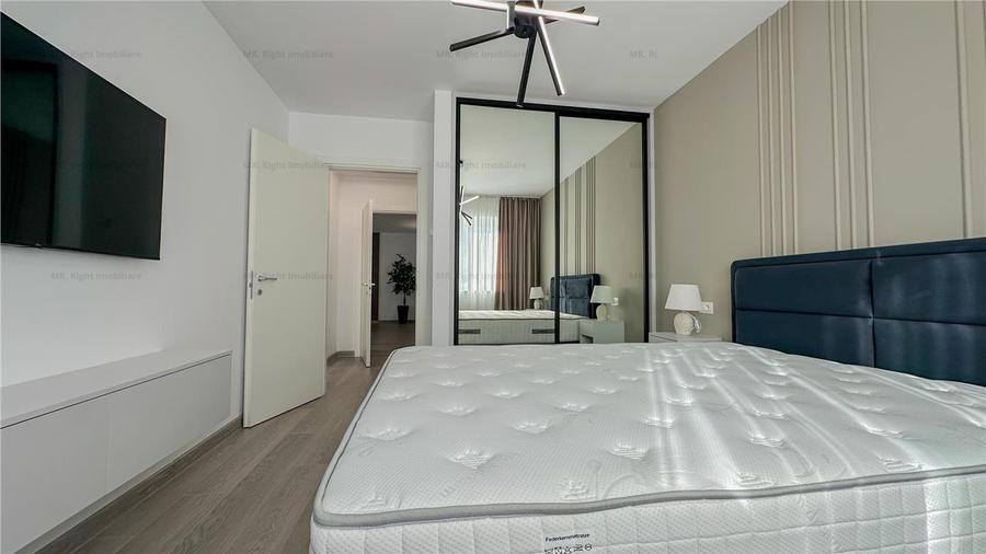 Apartament cu 3 camere decomandat, mobilat în Tractorul