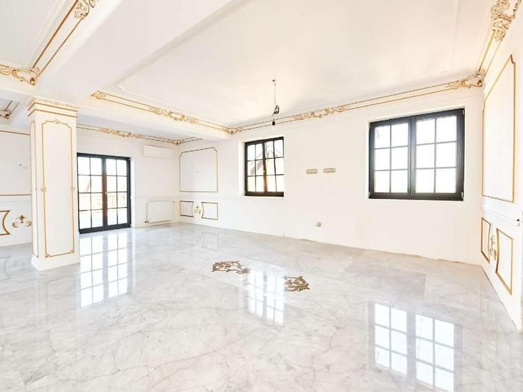 Apartament cu 5 camere în Ronaț