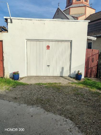 Apartament cu 3 camere decomandat în Uileacu de Criș