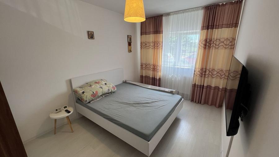 Apartament cu 2 camere semidecomandat, mobilat în Drumul Taberei