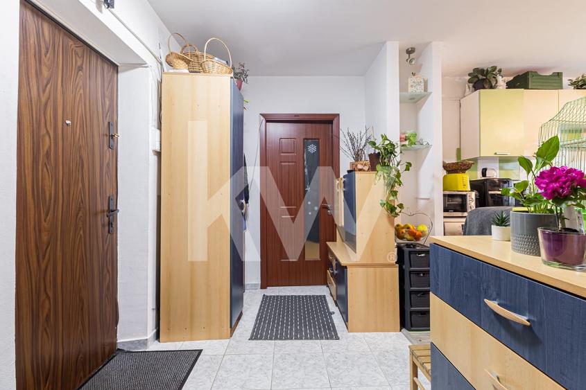 Apartament cu 2 camere decomandat, mobilat în Noua