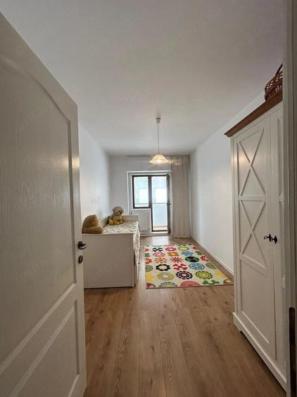 Apartament cu 4 camere decomandat în Păcurari