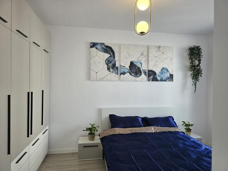 Apartament cu 2 camere semidecomandat în Exterior Vest