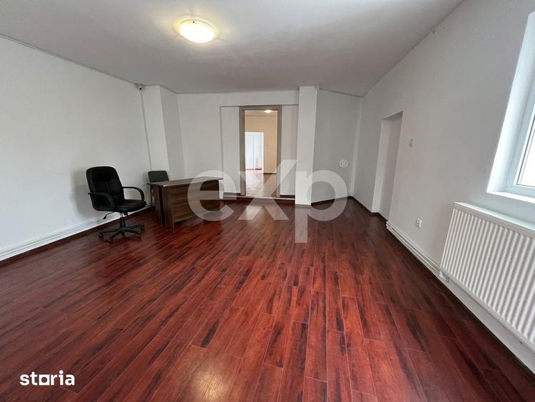 Casă cu 6 camere cu Teren 306 Mp în Grozăvești