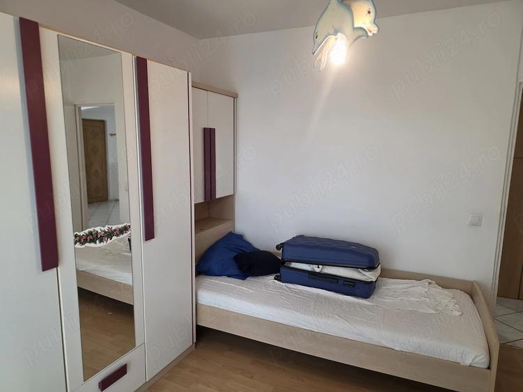 Apartament cu 3 camere decomandat în Dorobanți