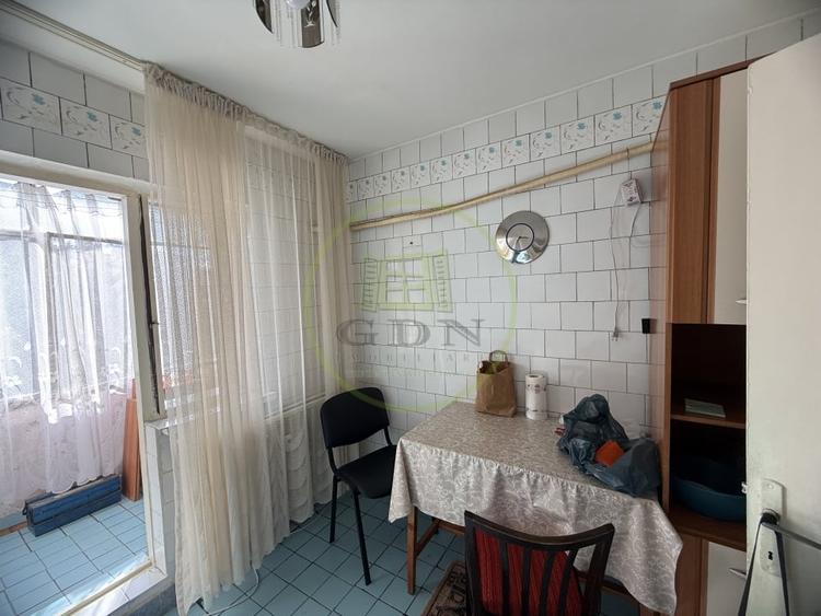 Apartament cu 2 camere decomandat în Cornitoiu