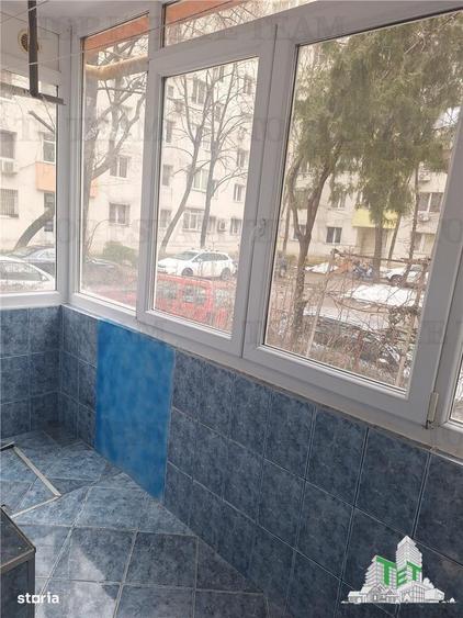Apartament cu 2 camere decomandat în Tei