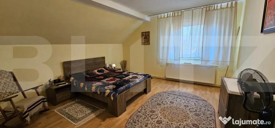 Casă cu 4 camere cu Teren 470 Mp în Sâncraiu