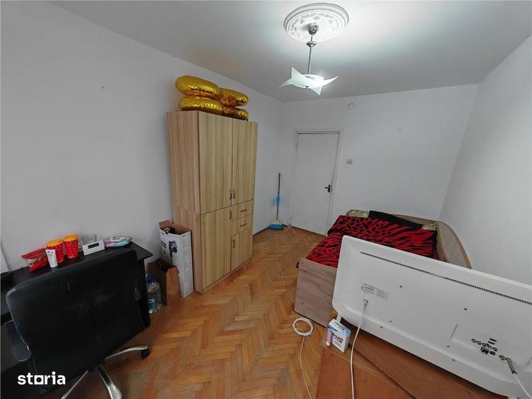 Apartament cu 2 camere decomandat în Albești