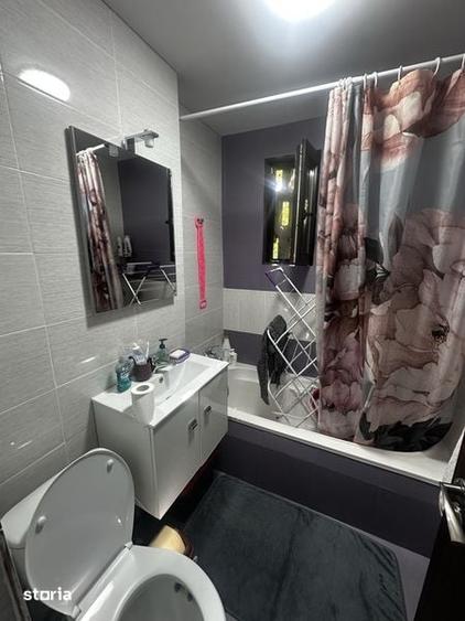 Apartament cu 2 camere semidecomandat în Aleea Trandafirilor