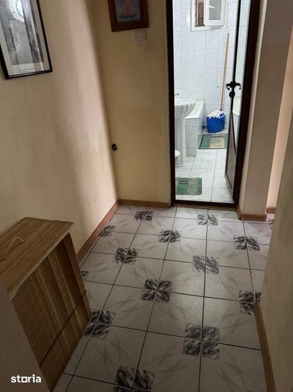 Apartament cu 2 camere în Micro 13