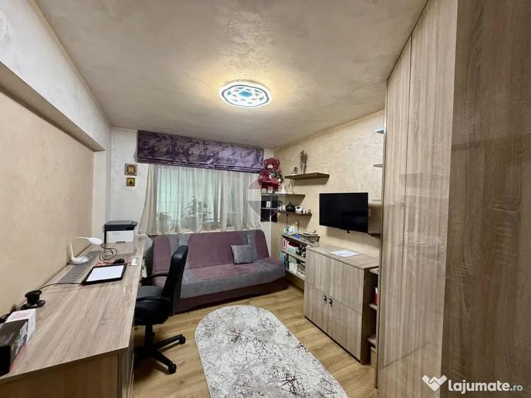 Apartament cu 3 camere decomandat în Brăilei