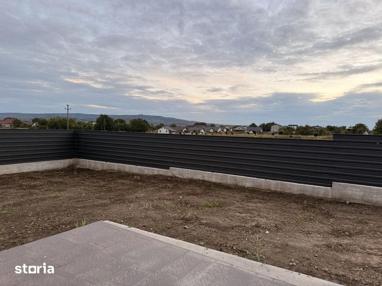 Casă cu 4 camere cu Teren 600 Mp în Holboca