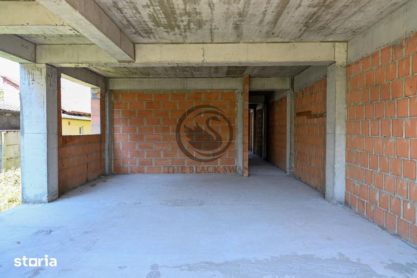 Casă cu 5 camere cu Teren 384 Mp în Central