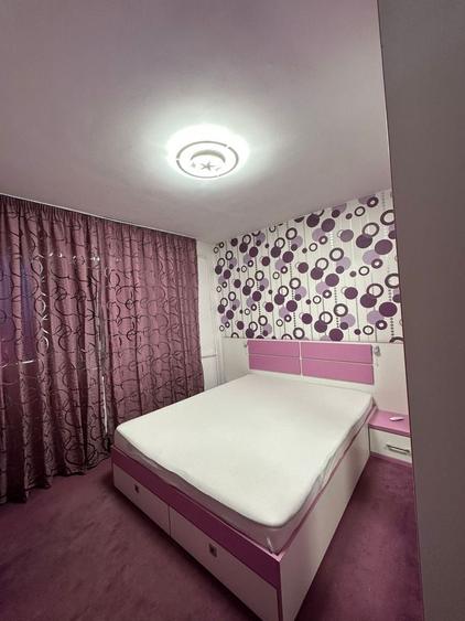Apartament cu 2 camere decomandat în Republicii