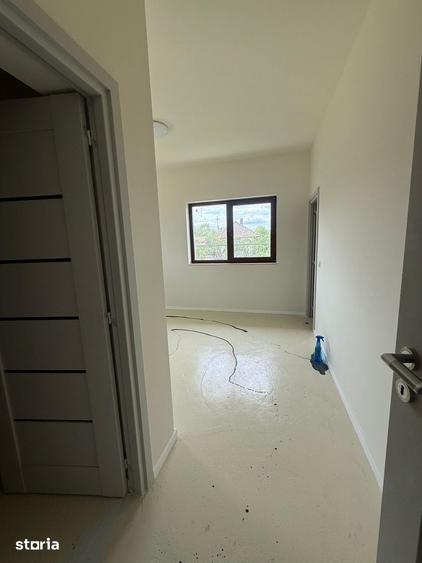 Casă cu 4 camere cu Teren 750 Mp în Jucu