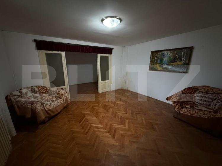 Casă individuală cu 4 camere cu Canalizare în Gheorghe Doja