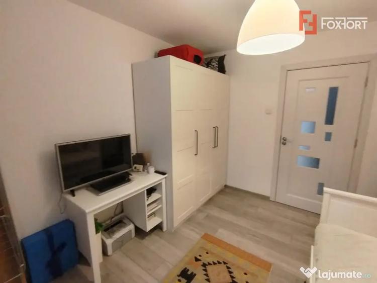 Apartament cu 3 camere decomandat în P-ța Doina