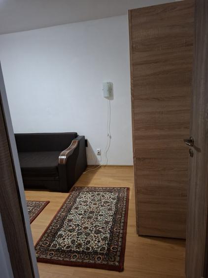 Garsonieră decomandată în Florești