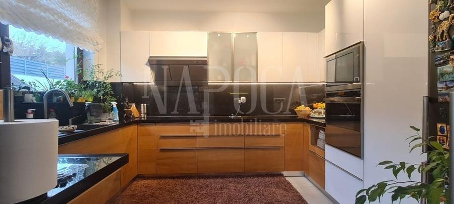 Duplex cu 4 camere cu Canalizare în Borhanci