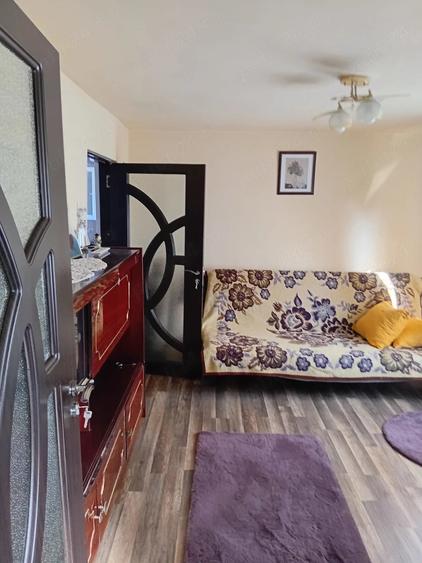 Casă cu 3 camere cu Teren 800 Mp în Central
