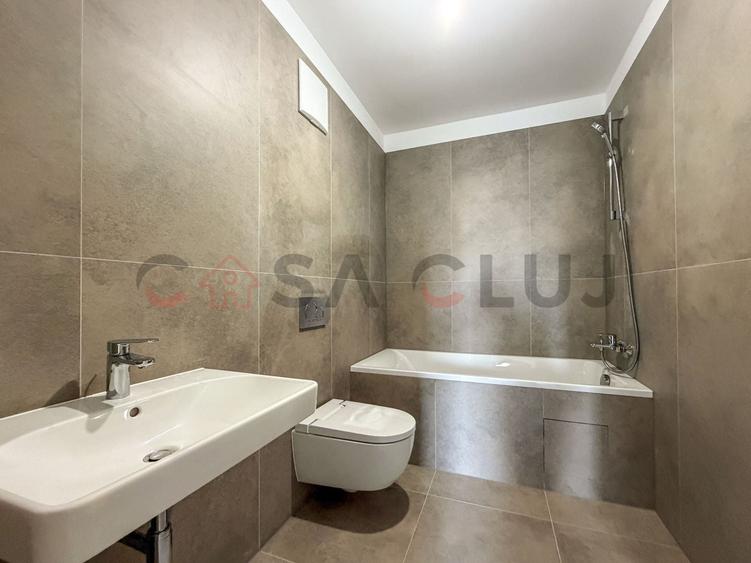 Apartament cu 3 camere decomandat în Iris