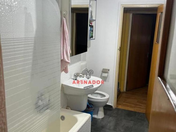 Apartament cu 3 camere, mobilat în Titan